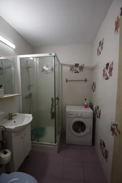 Obor, Teiul Doamnei, Colentina, 7 min. metrou, vav Sectia 7 Politie